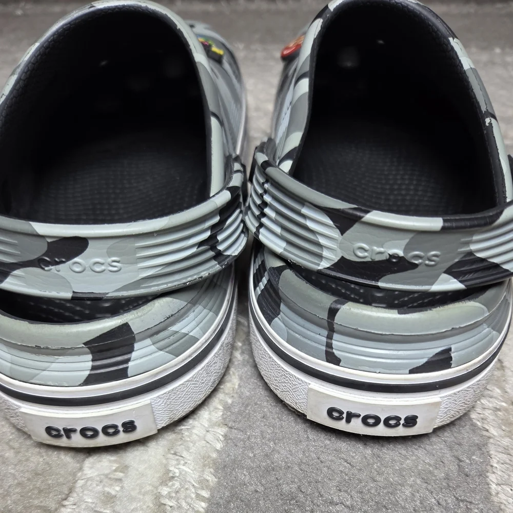 CROCS Kids Gray Camo Slip-On Sandals with Colorful Game & Character Charms